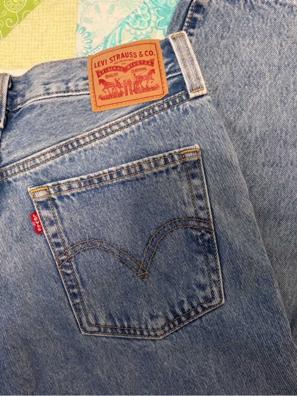 Levi's ‘94 Baggy Wide Leg Jeans - Picture 8 of 13